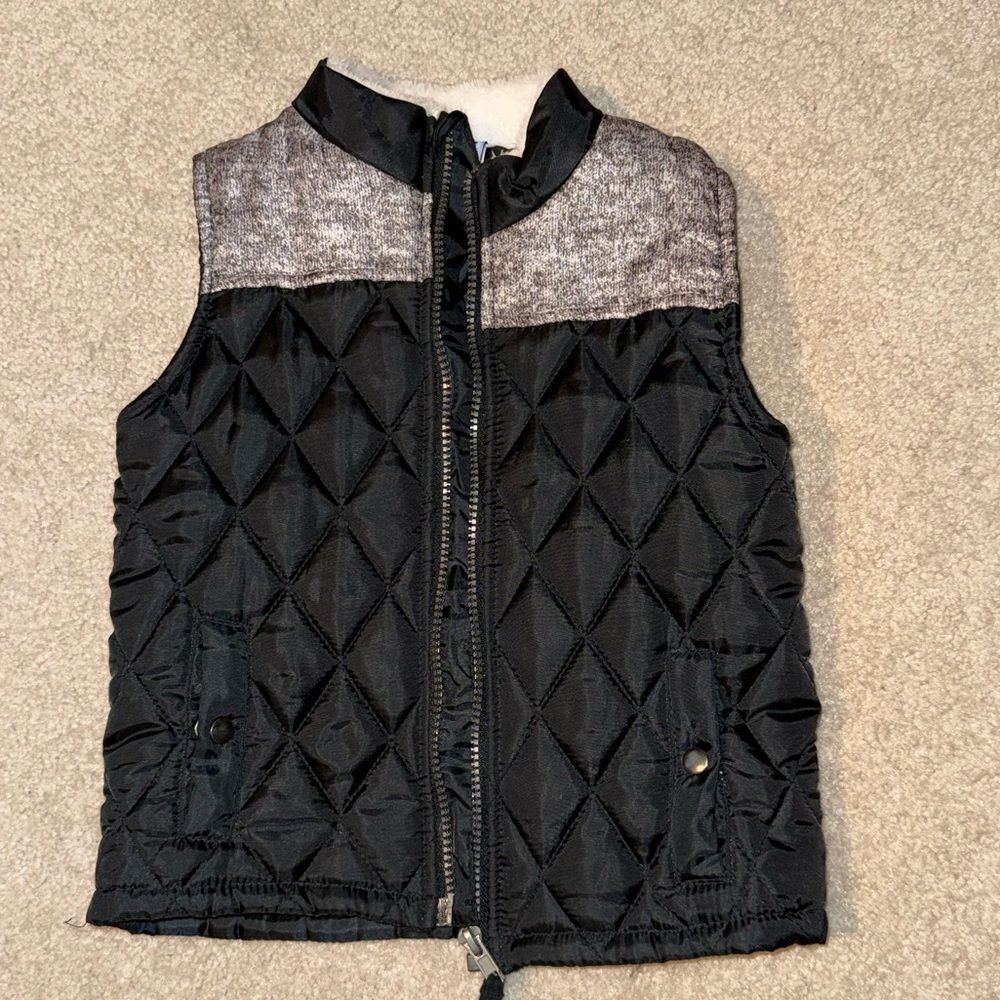 Little Lady size 4T boy's Black grey quilted vest